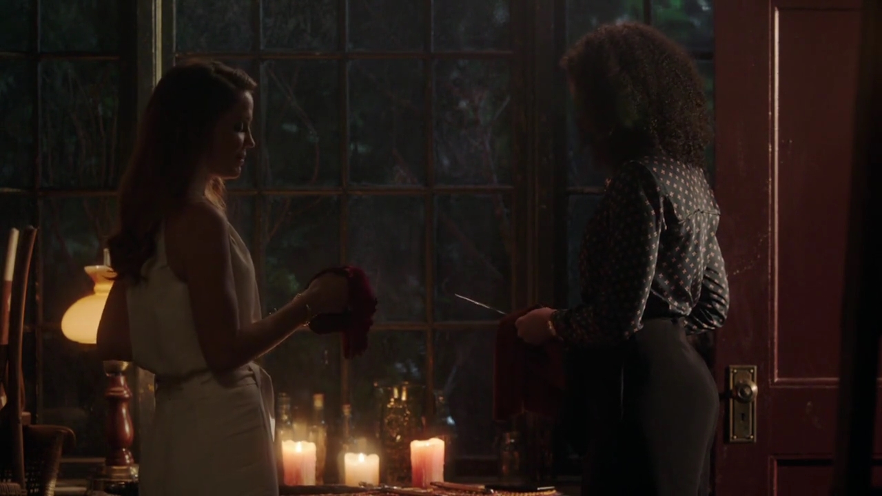 Charmed-Online-dot-nl_Charmed-1x04ExorciseYourDemons01317.jpg