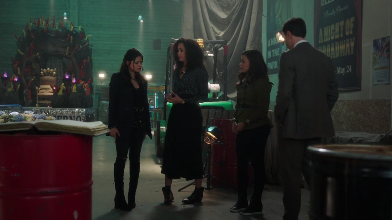 Charmed-Online-dot-nl_Charmed-1x04ExorciseYourDemons01438.jpg