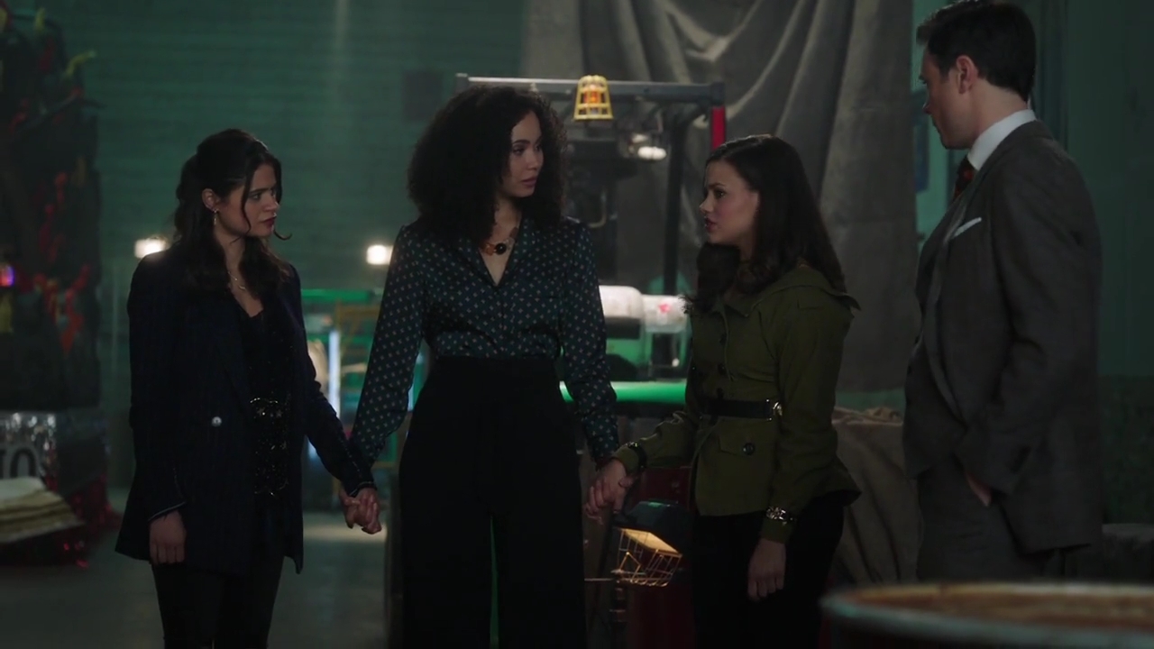 Charmed-Online-dot-nl_Charmed-1x04ExorciseYourDemons01468.jpg