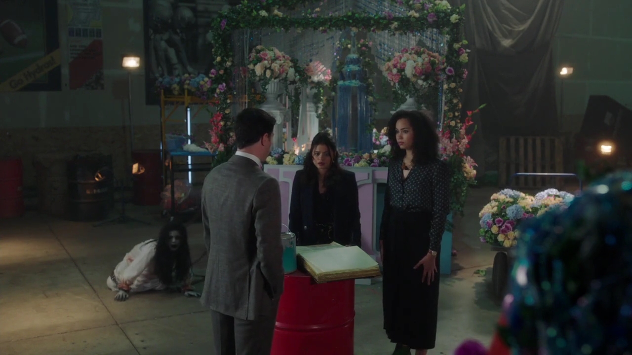 Charmed-Online-dot-nl_Charmed-1x04ExorciseYourDemons01601.jpg