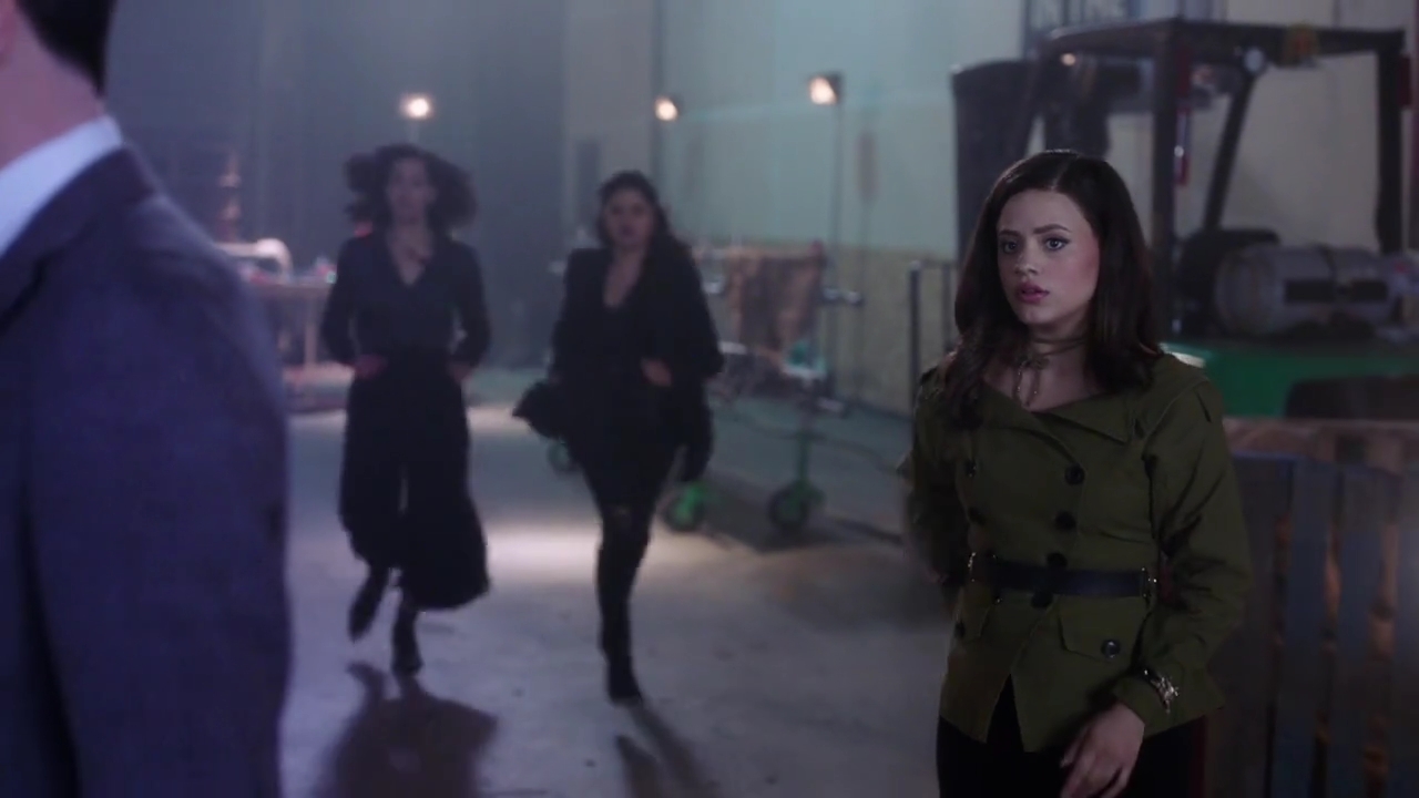 Charmed-Online-dot-nl_Charmed-1x04ExorciseYourDemons01771.jpg