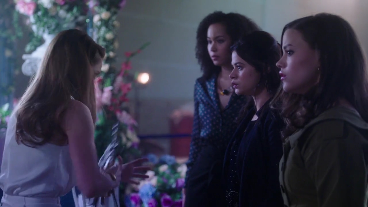 Charmed-Online-dot-nl_Charmed-1x04ExorciseYourDemons01777.jpg