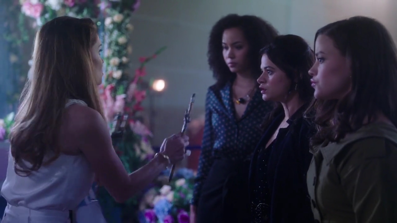 Charmed-Online-dot-nl_Charmed-1x04ExorciseYourDemons01778.jpg