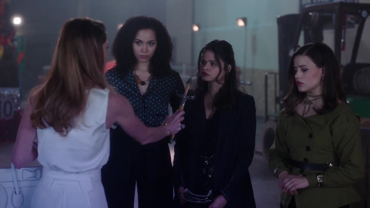 Charmed-Online-dot-nl_Charmed-1x04ExorciseYourDemons01781.jpg