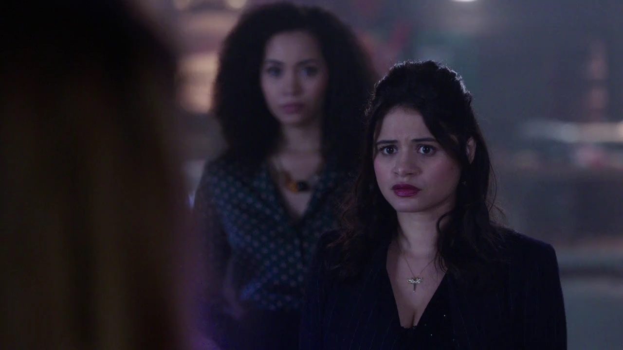 Charmed-Online-dot-nl_Charmed-1x04ExorciseYourDemons01819.jpg