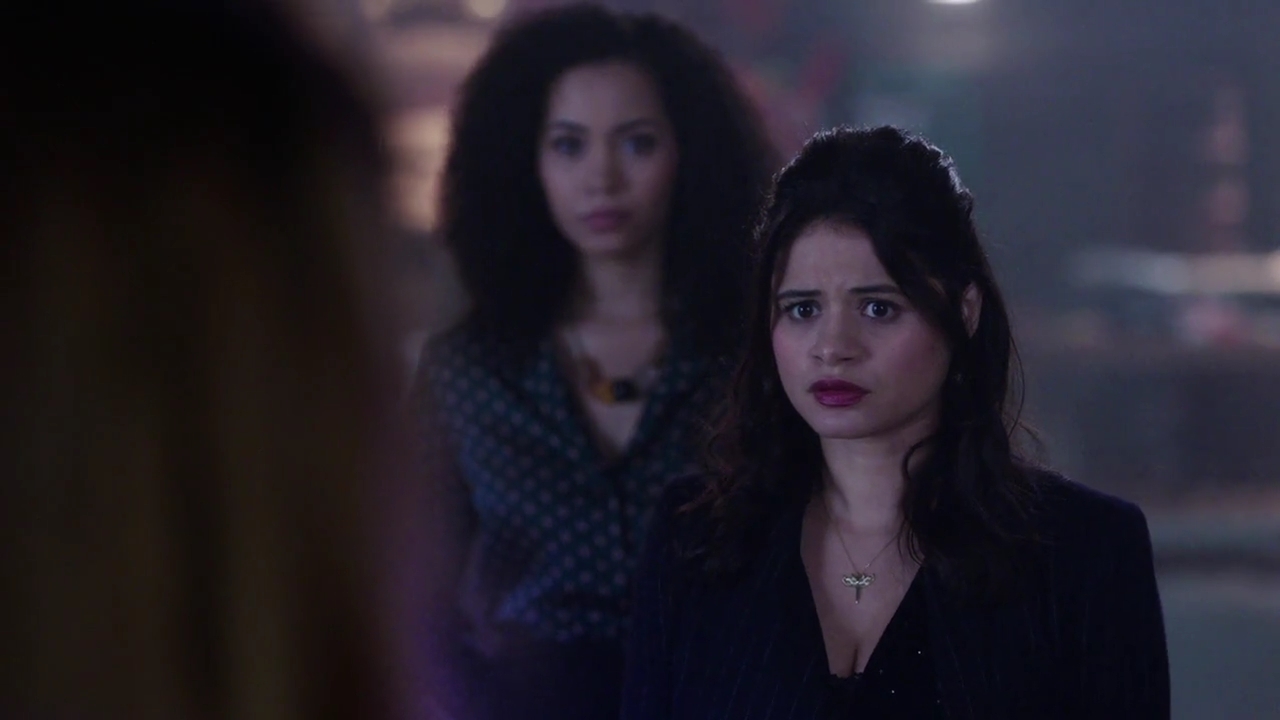 Charmed-Online-dot-nl_Charmed-1x04ExorciseYourDemons01820.jpg