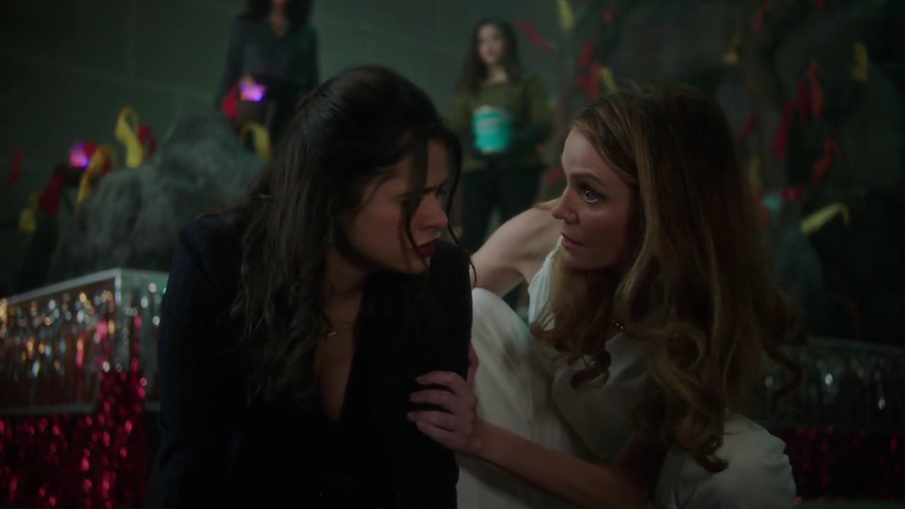 Charmed-Online-dot-nl_Charmed-1x04ExorciseYourDemons01999.jpg