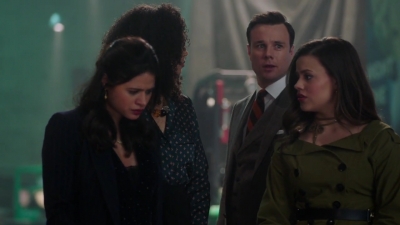 Charmed-Online-dot-nl_Charmed-1x04ExorciseYourDemons01496.jpg