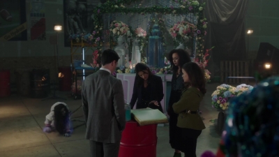 Charmed-Online-dot-nl_Charmed-1x04ExorciseYourDemons01549.jpg