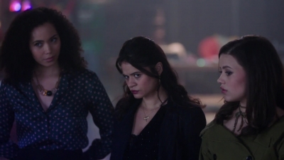 Charmed-Online-dot-nl_Charmed-1x04ExorciseYourDemons01803.jpg