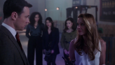 Charmed-Online-dot-nl_Charmed-1x04ExorciseYourDemons01806.jpg