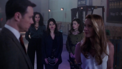 Charmed-Online-dot-nl_Charmed-1x04ExorciseYourDemons01808.jpg