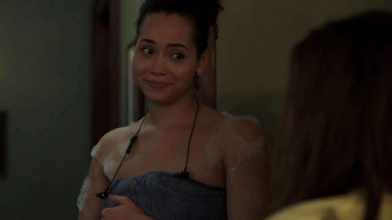 Charmed-Online-dot-nl_Charmed-1x05OtherWoman00075.jpg