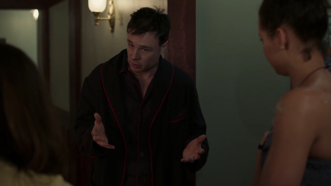 Charmed-Online-dot-nl_Charmed-1x05OtherWoman00077.jpg