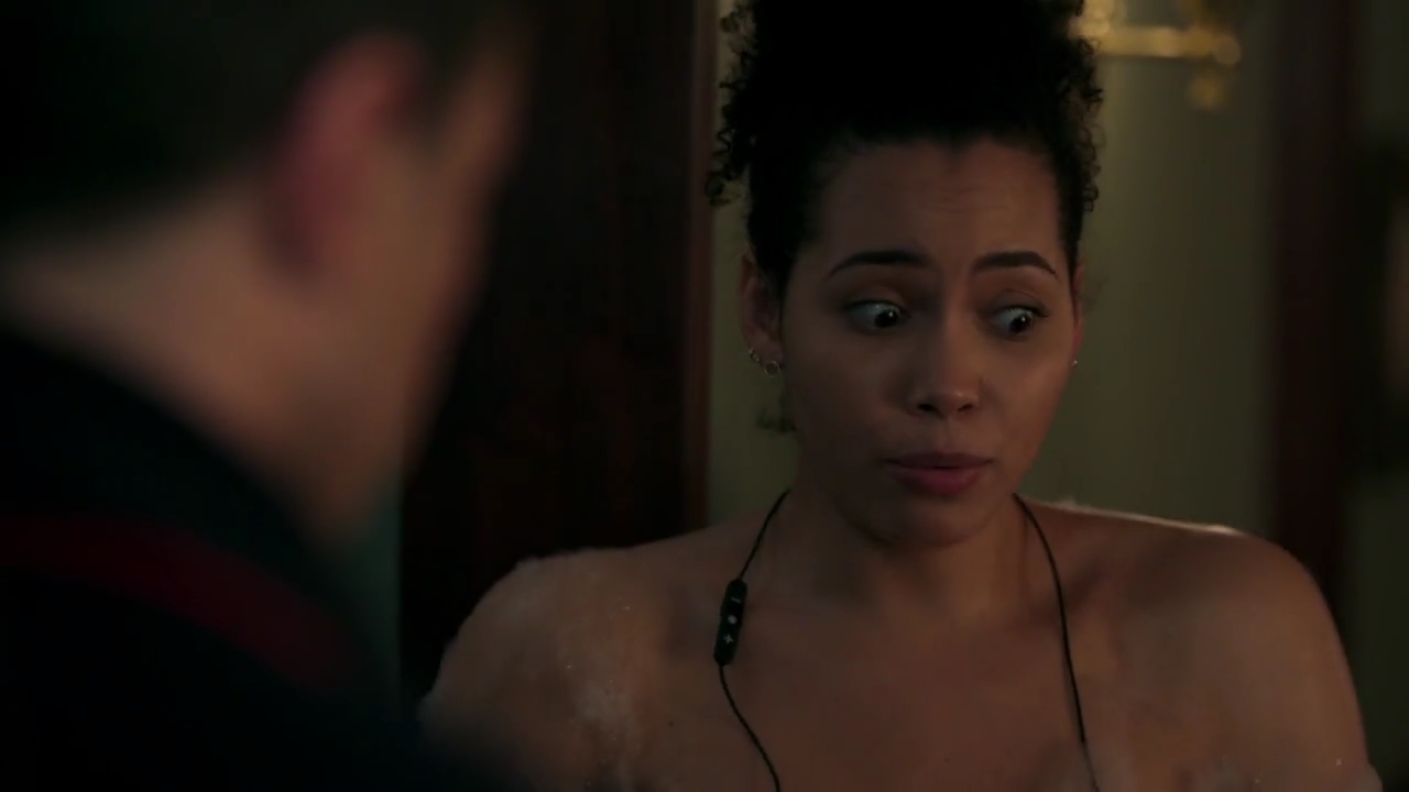 Charmed-Online-dot-nl_Charmed-1x05OtherWoman00086.jpg