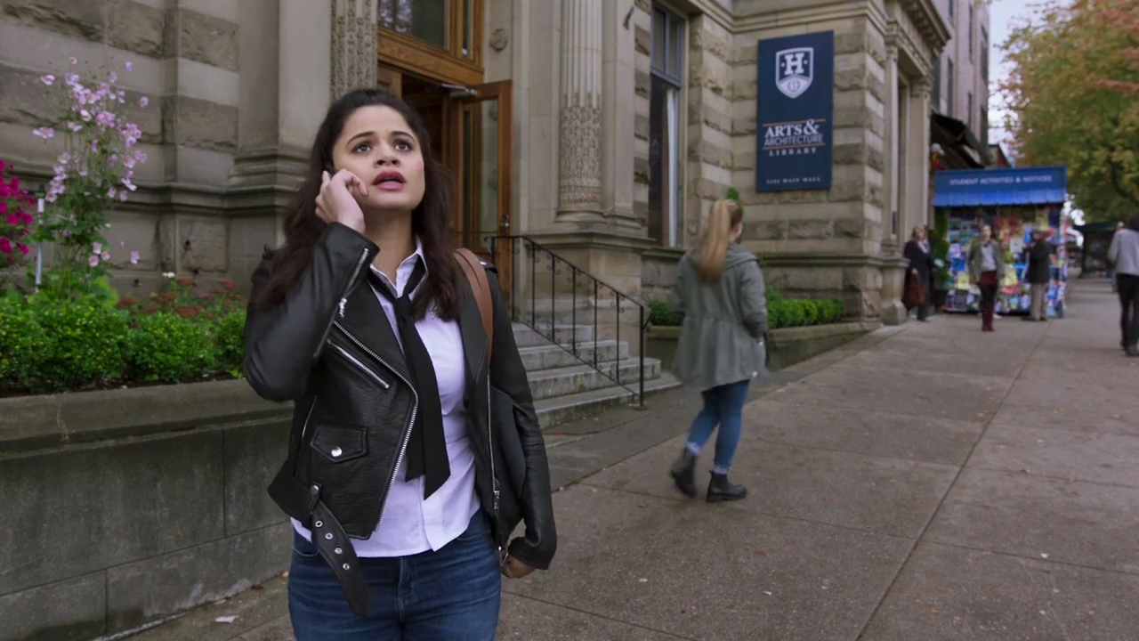 Charmed-Online-dot-nl_Charmed-1x05OtherWoman00693.jpg