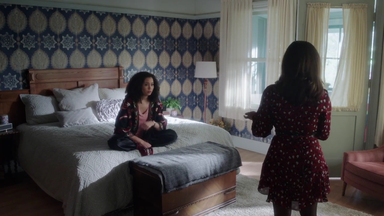 Charmed-Online-dot-nl_Charmed-1x05OtherWoman00712.jpg