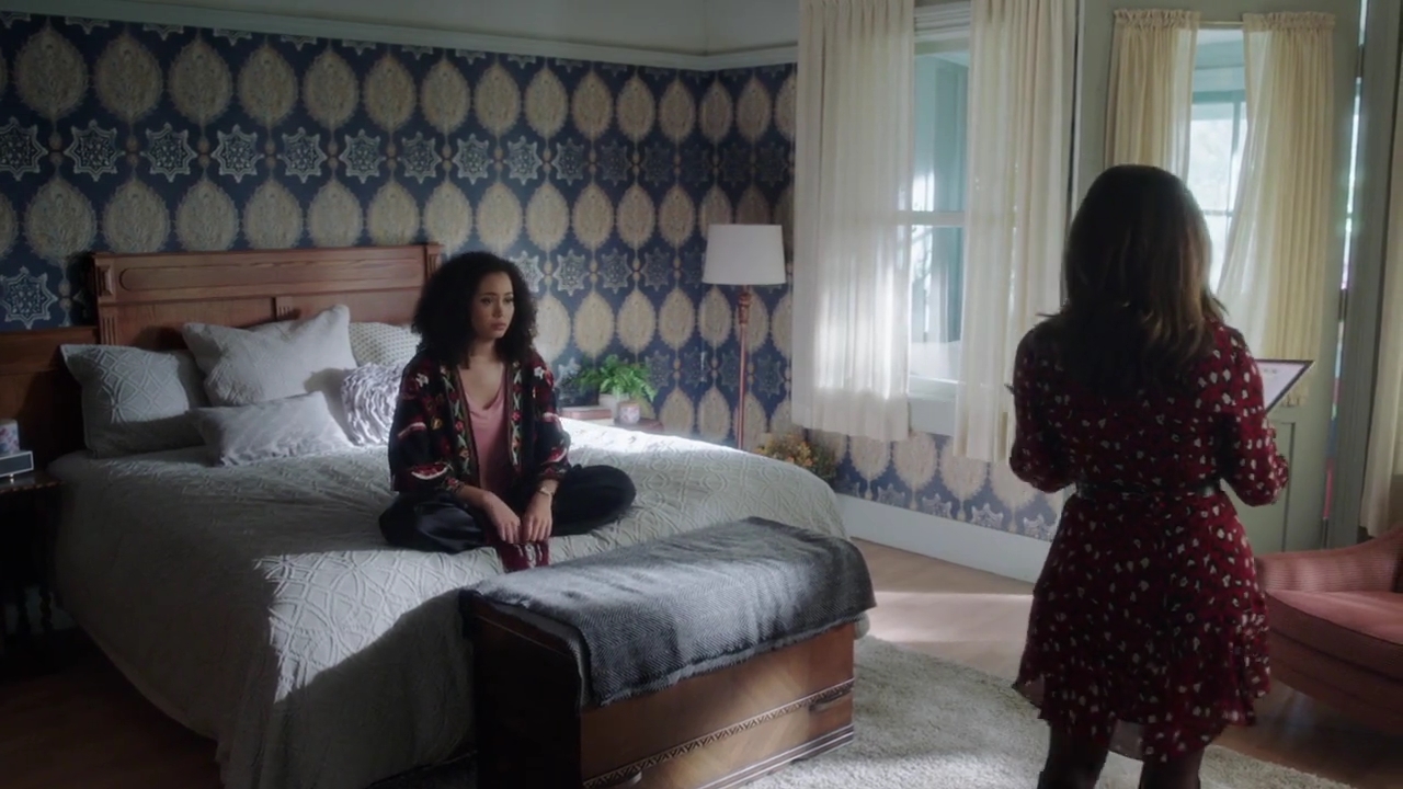 Charmed-Online-dot-nl_Charmed-1x05OtherWoman00713.jpg