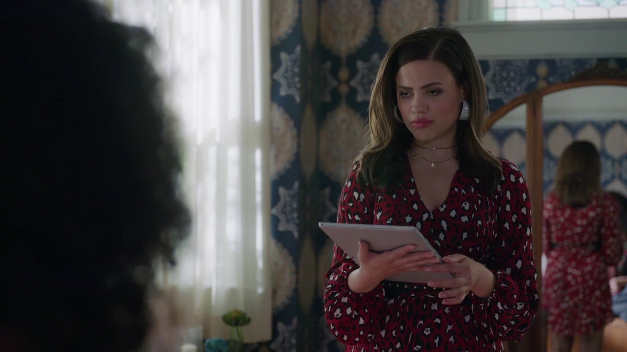 Charmed-Online-dot-nl_Charmed-1x05OtherWoman00731.jpg