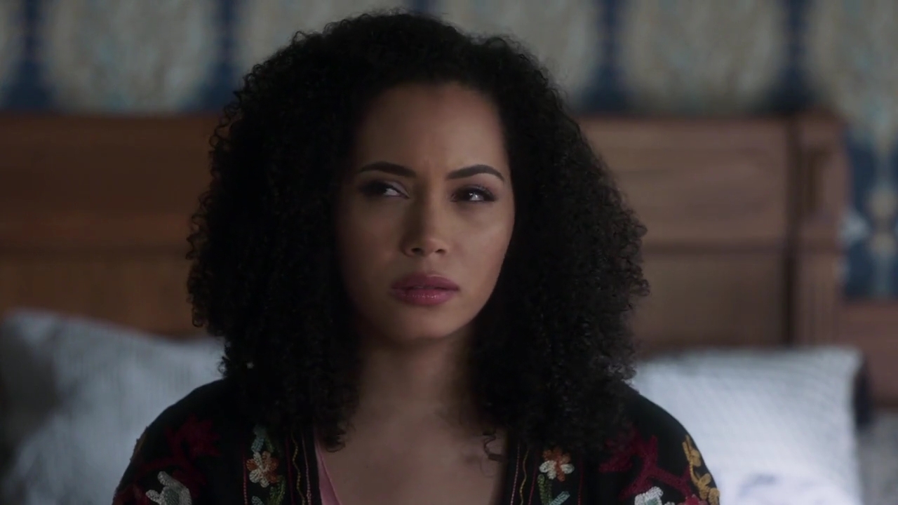 Charmed-Online-dot-nl_Charmed-1x05OtherWoman00824.jpg