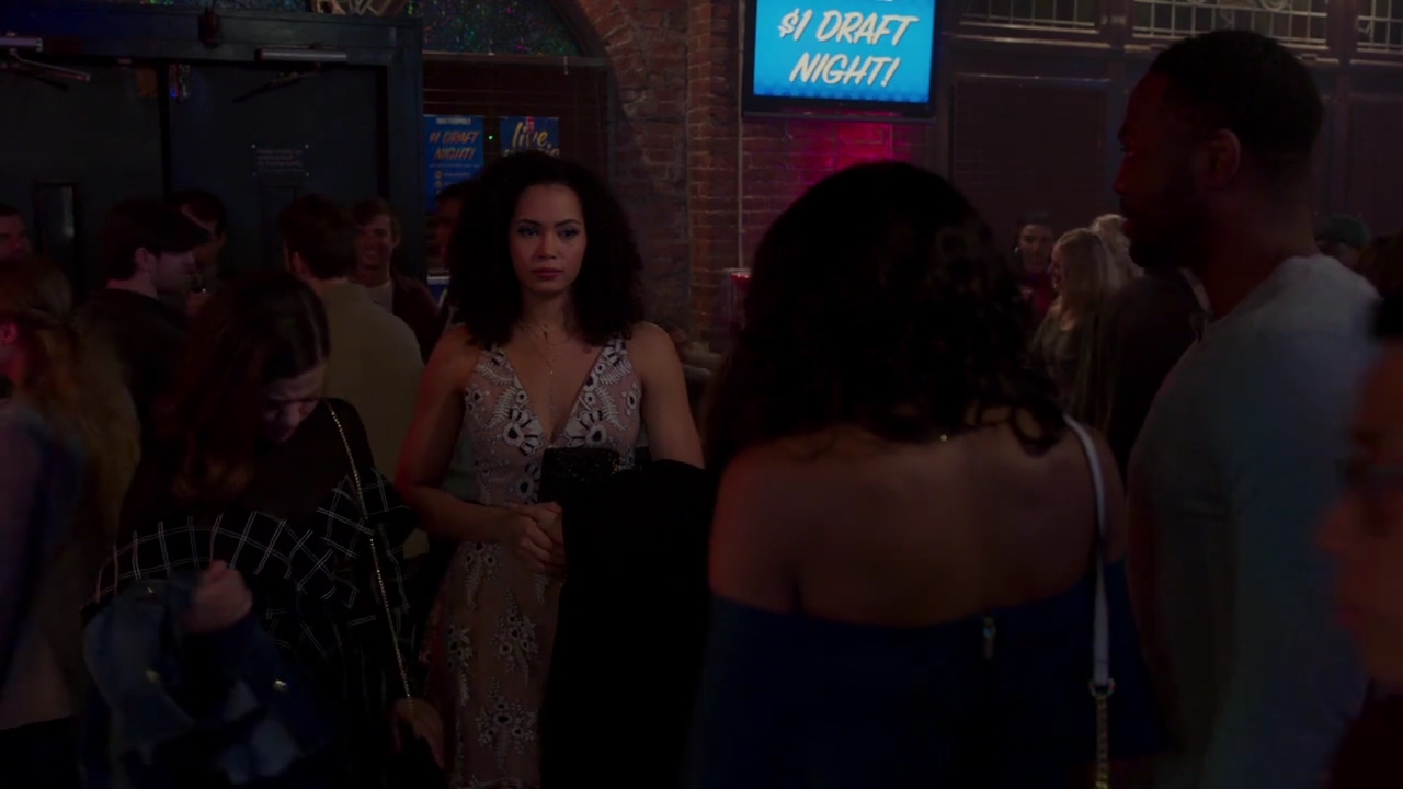 Charmed-Online-dot-nl_Charmed-1x05OtherWoman01035.jpg