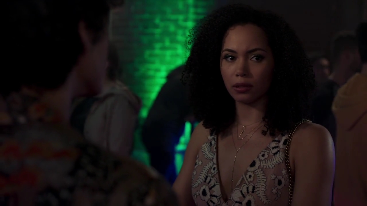 Charmed-Online-dot-nl_Charmed-1x05OtherWoman01281.jpg