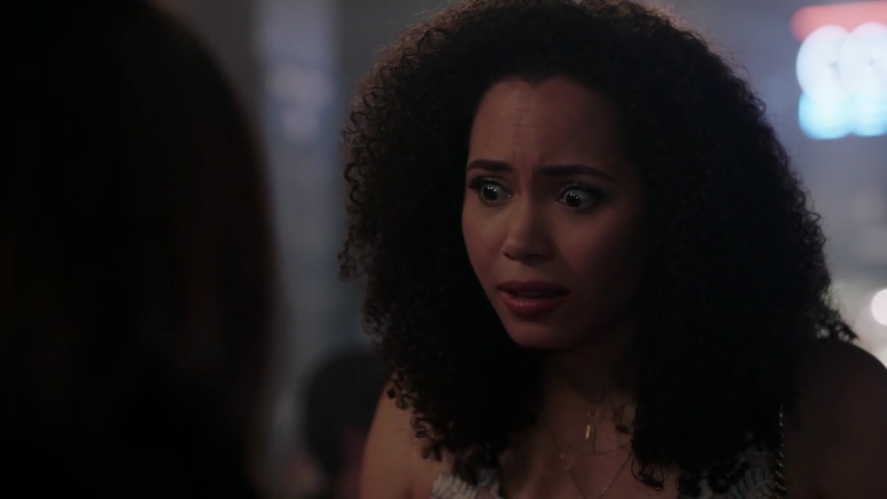 Charmed-Online-dot-nl_Charmed-1x05OtherWoman01323.jpg