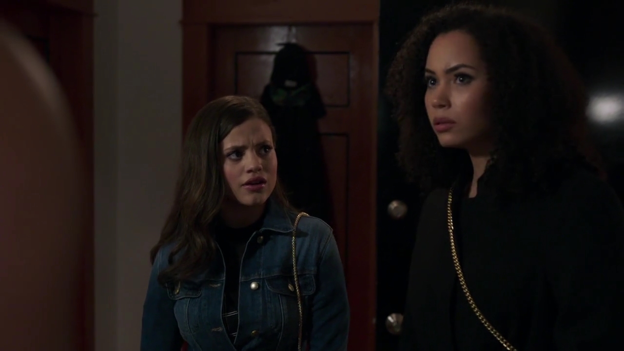 Charmed-Online-dot-nl_Charmed-1x05OtherWoman01594.jpg