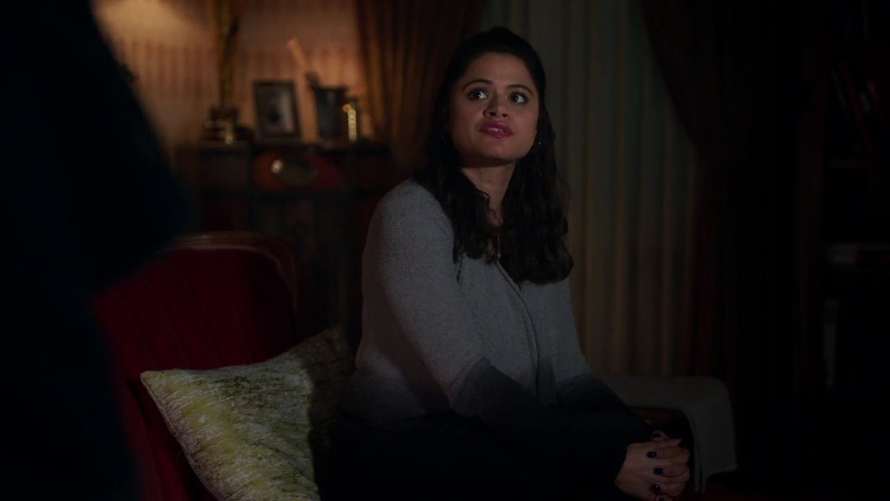 Charmed-Online-dot-nl_Charmed-1x05OtherWoman01679.jpg