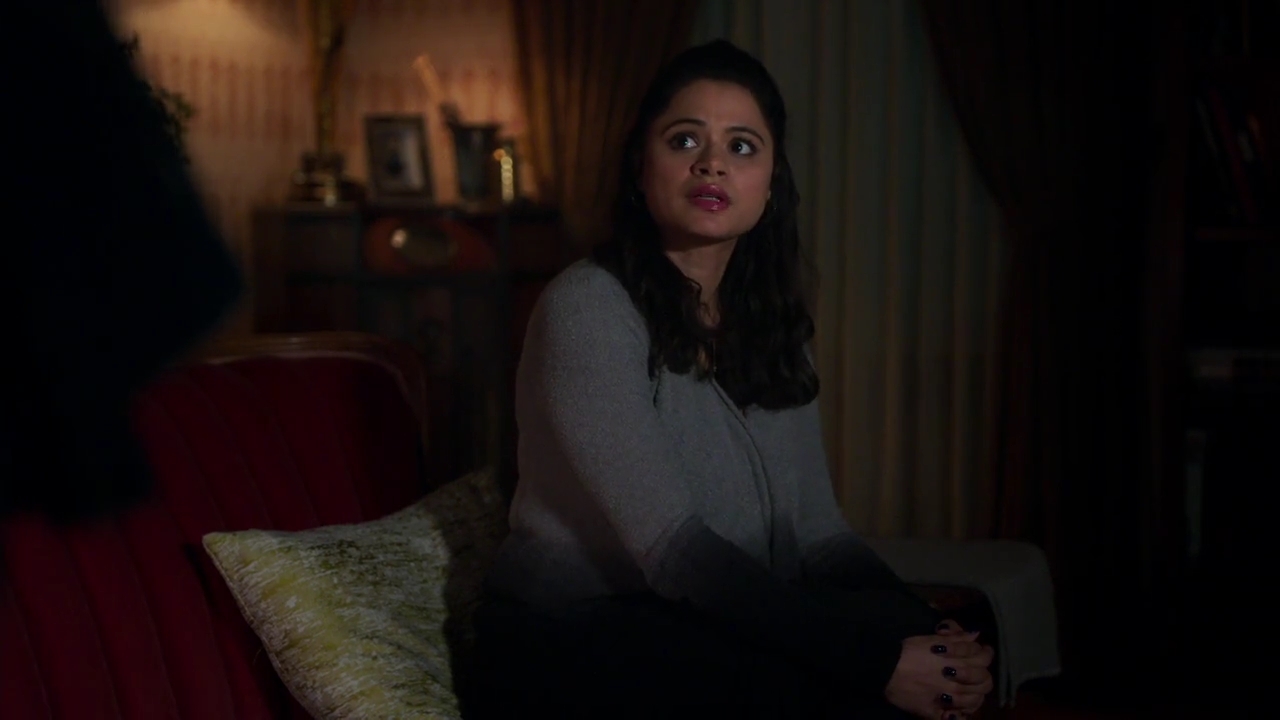 Charmed-Online-dot-nl_Charmed-1x05OtherWoman01680.jpg