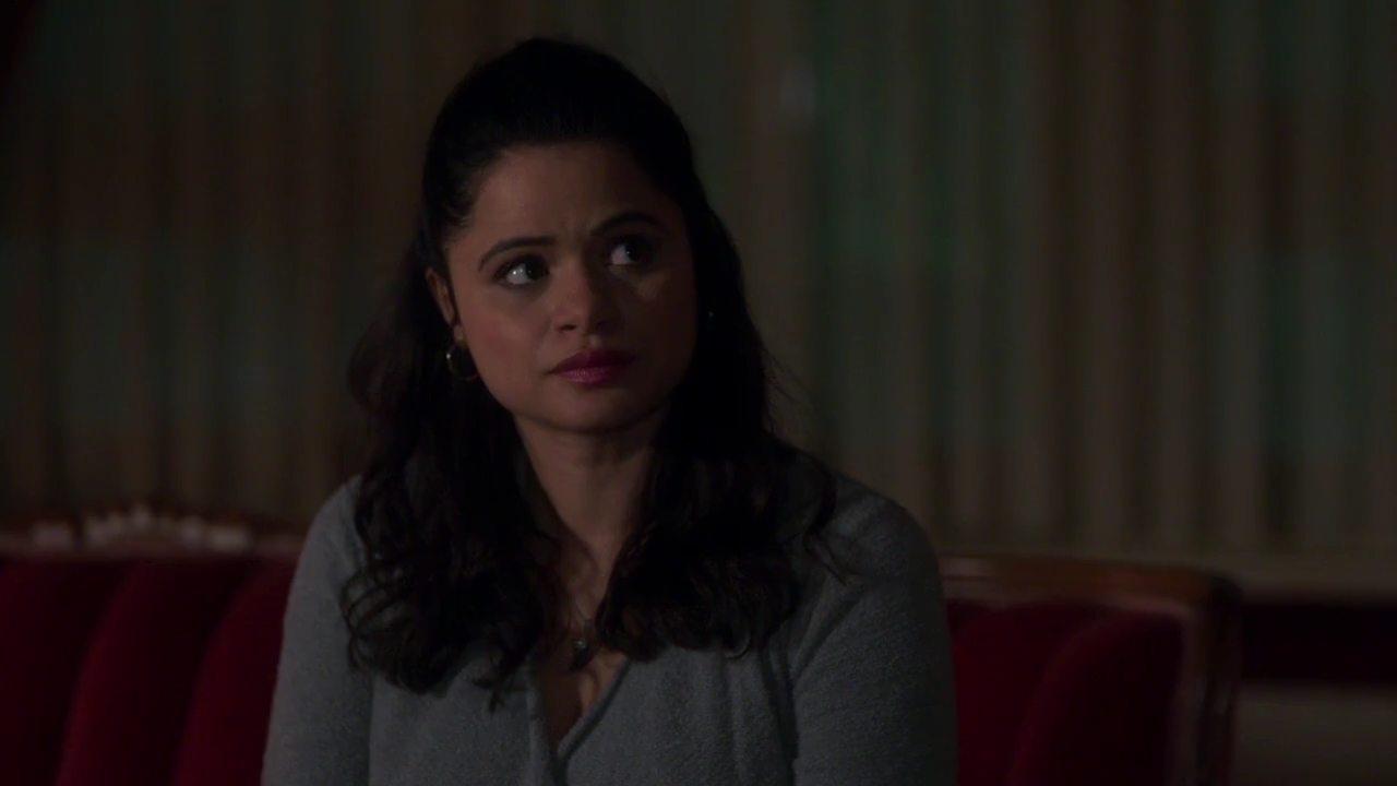 Charmed-Online-dot-nl_Charmed-1x05OtherWoman01693.jpg