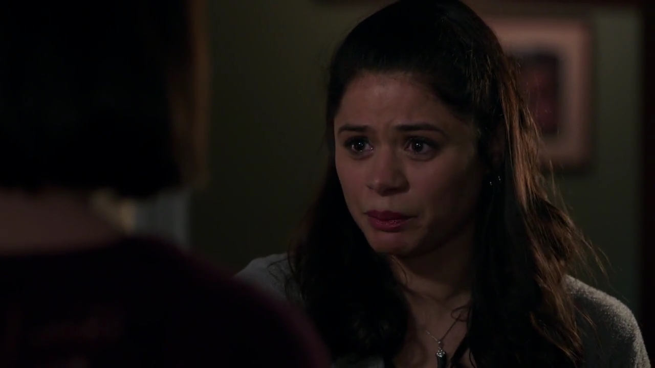 Charmed-Online-dot-nl_Charmed-1x05OtherWoman01914.jpg