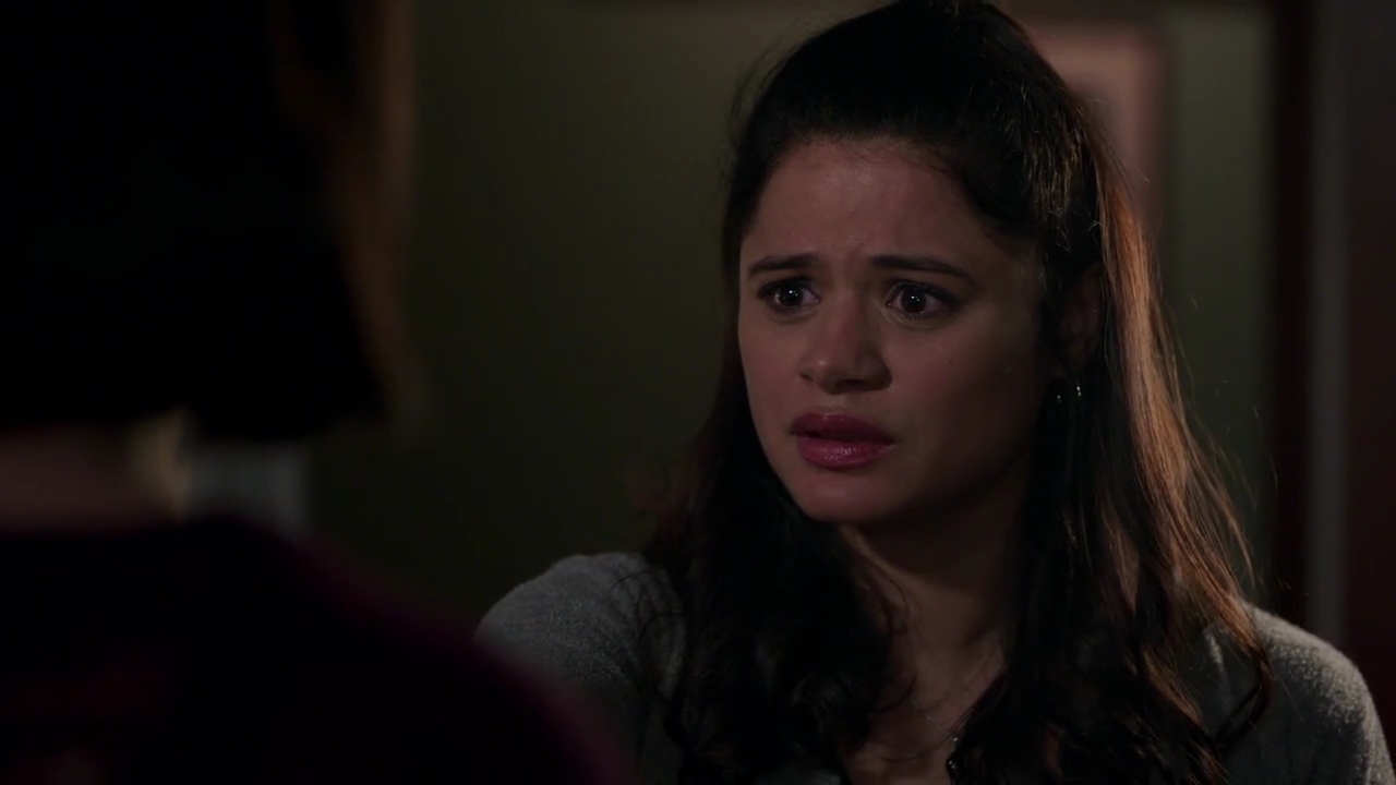 Charmed-Online-dot-nl_Charmed-1x05OtherWoman01916.jpg