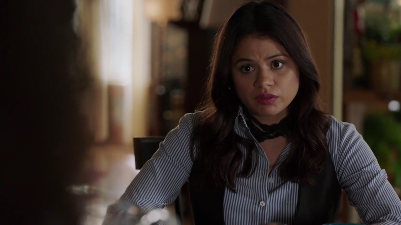 Charmed-Online-dot-nl_Charmed-1x05OtherWoman02054.jpg