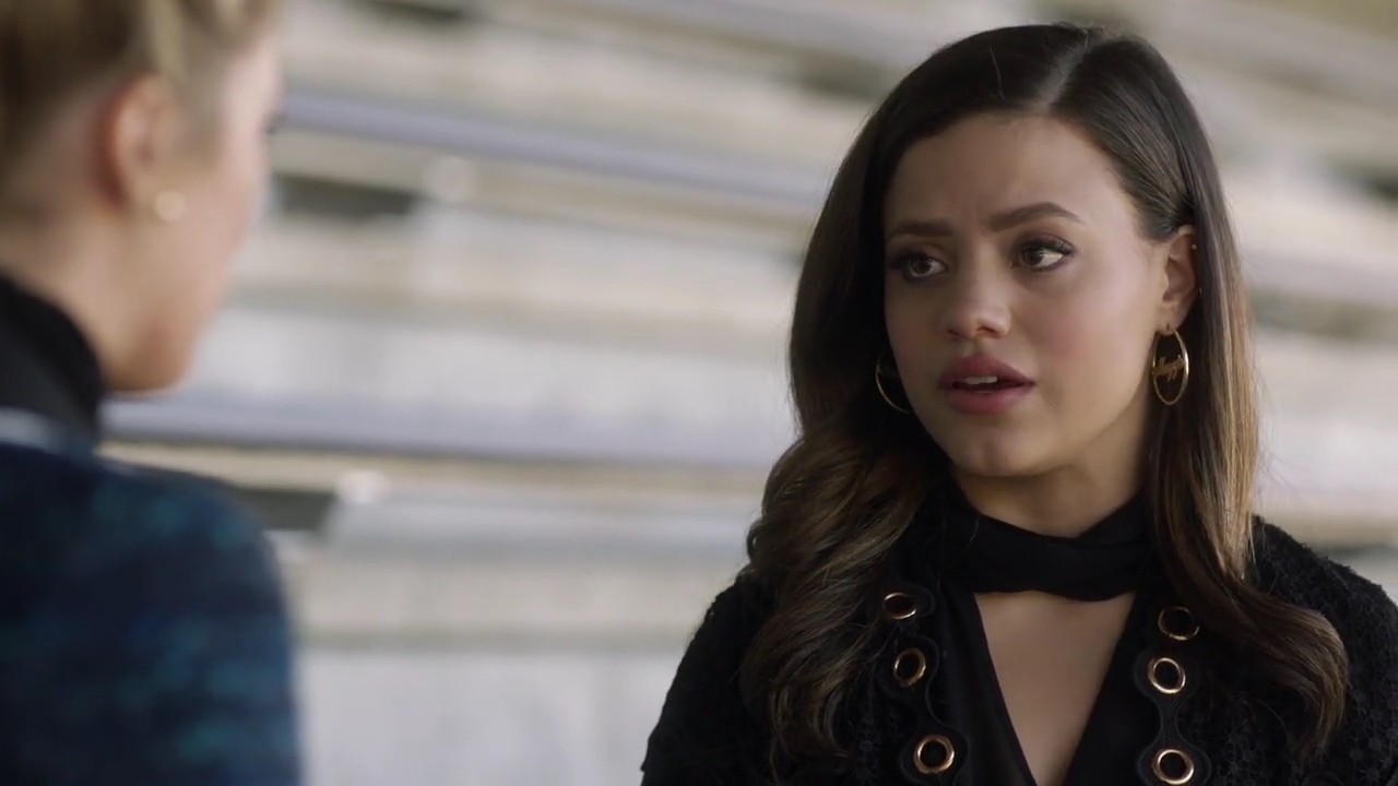 Charmed-Online-dot-nl_Charmed-1x05OtherWoman02233.jpg