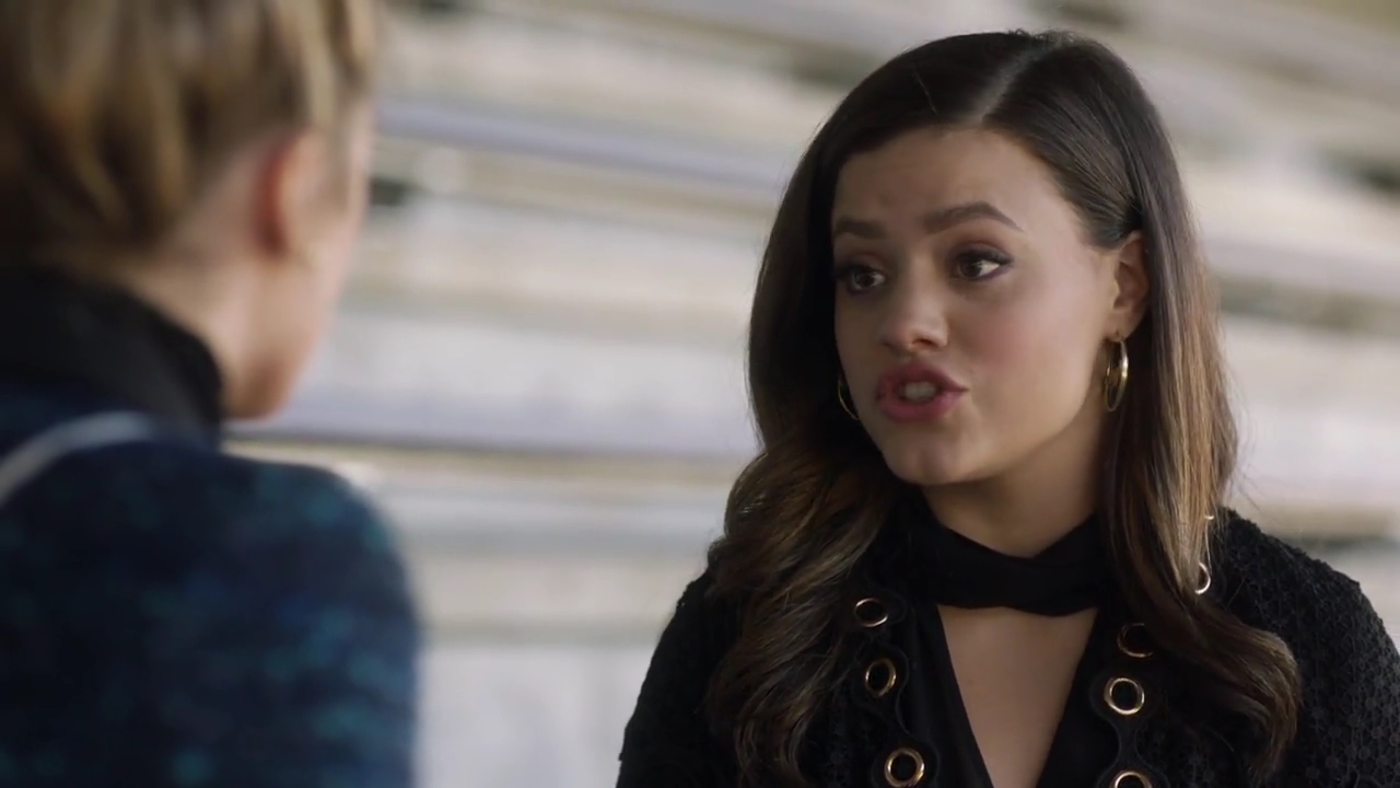Charmed-Online-dot-nl_Charmed-1x05OtherWoman02249.jpg