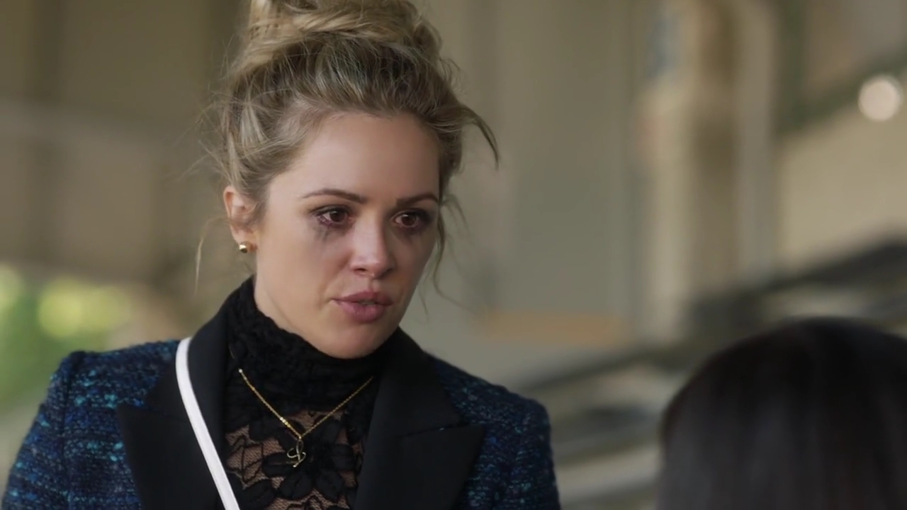 Charmed-Online-dot-nl_Charmed-1x05OtherWoman02254.jpg