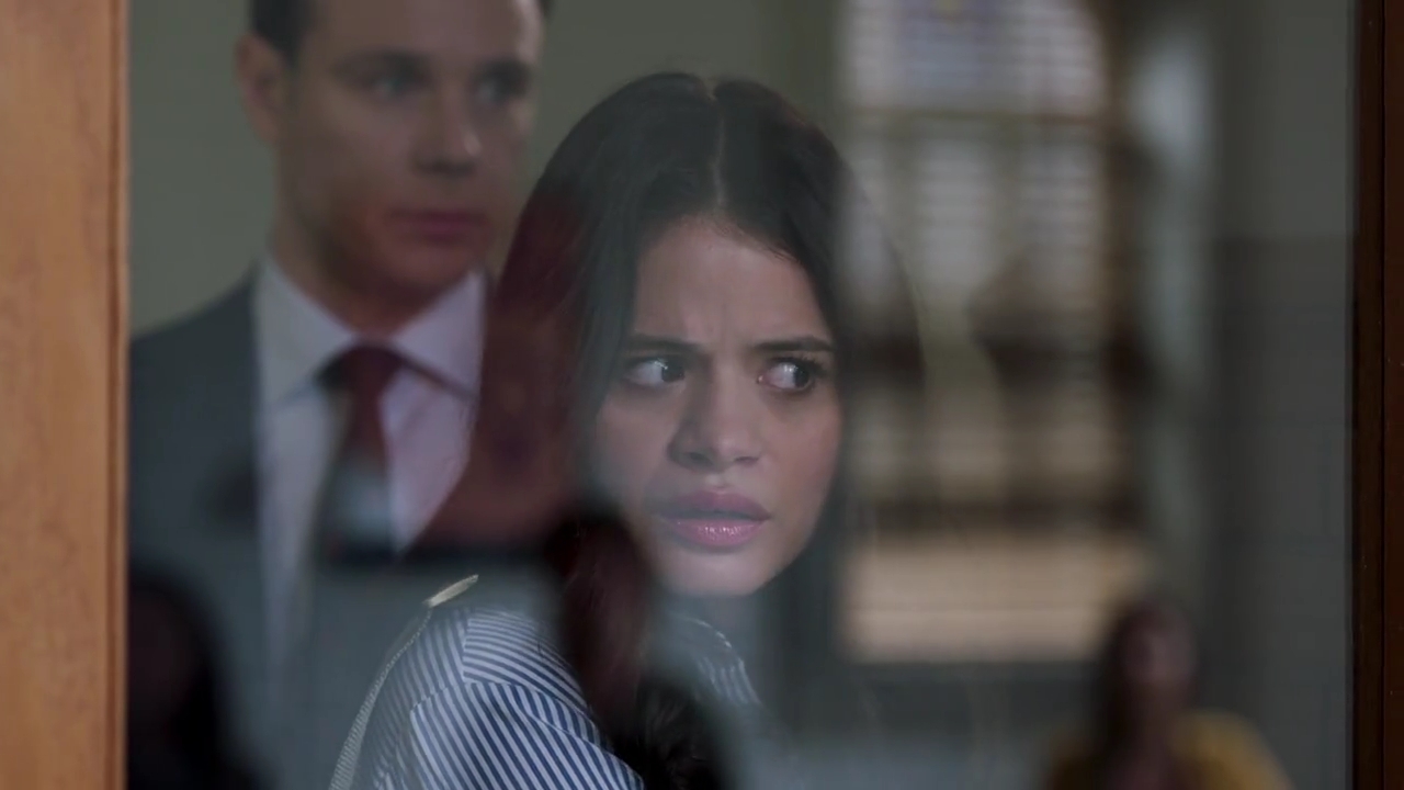 Charmed-Online-dot-nl_Charmed-1x05OtherWoman02296.jpg