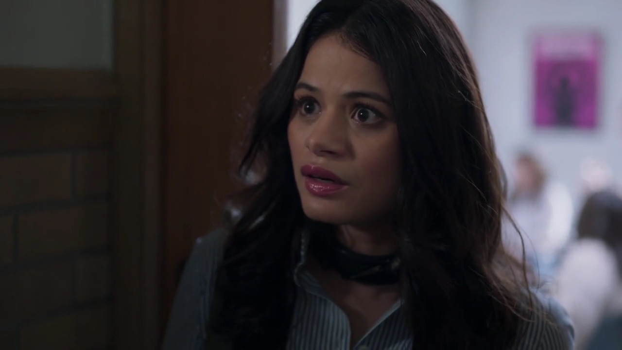 Charmed-Online-dot-nl_Charmed-1x05OtherWoman02319.jpg