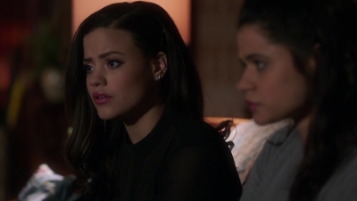 Charmed-Online-dot-nl_Charmed-1x05OtherWoman01786.jpg