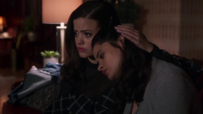 Charmed-Online-dot-nl_Charmed-1x05OtherWoman01844.jpg