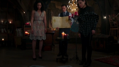 Charmed-Online-dot-nl_Charmed-1x05OtherWoman01945.jpg