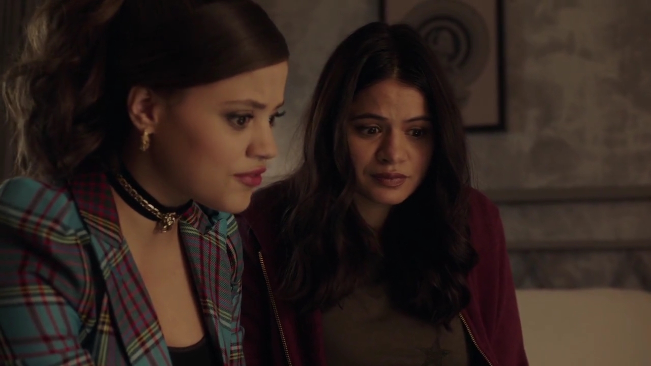 Charmed-Online-dot-nl_Charmed-1x06KappaSpirit00595.jpg Charmed-Online-dot-nl_Charmed-1x06KappaSpirit00595.jpg