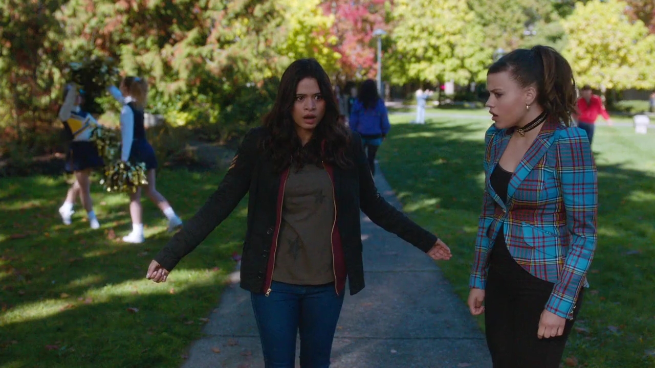 Charmed-Online-dot-nl_Charmed-1x06KappaSpirit00761.jpg