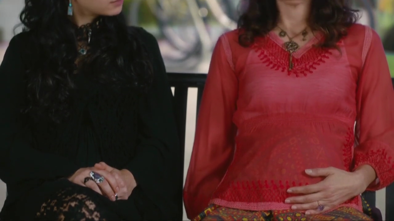 Charmed-Online-dot-nl_Charmed-1x06KappaSpirit00878.jpg Charmed-Online-dot-nl_Charmed-1x06KappaSpirit00878.jpg