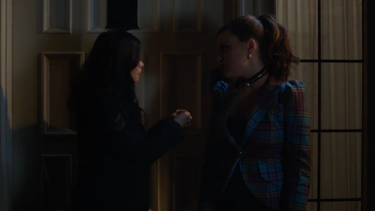Charmed-Online-dot-nl_Charmed-1x06KappaSpirit01164.jpg