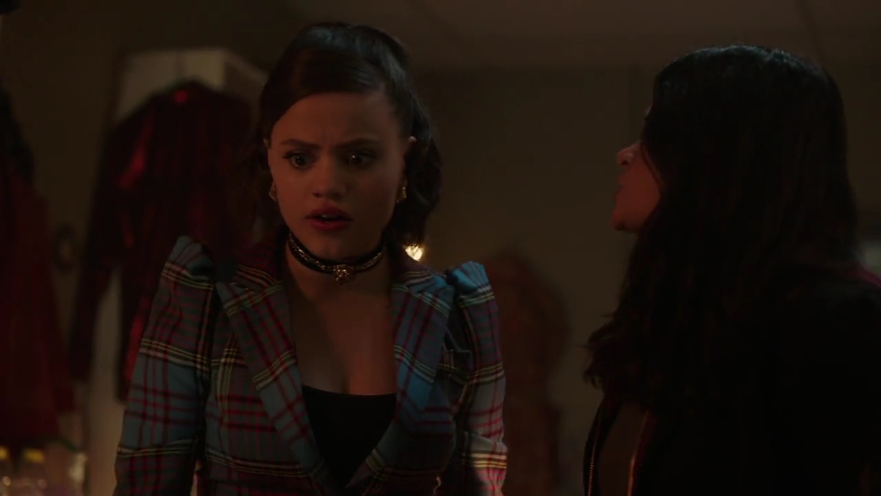 Charmed-Online-dot-nl_Charmed-1x06KappaSpirit01219.jpg