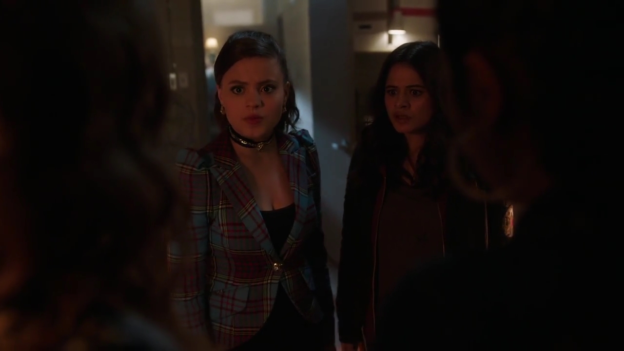 Charmed-Online-dot-nl_Charmed-1x06KappaSpirit01243.jpg