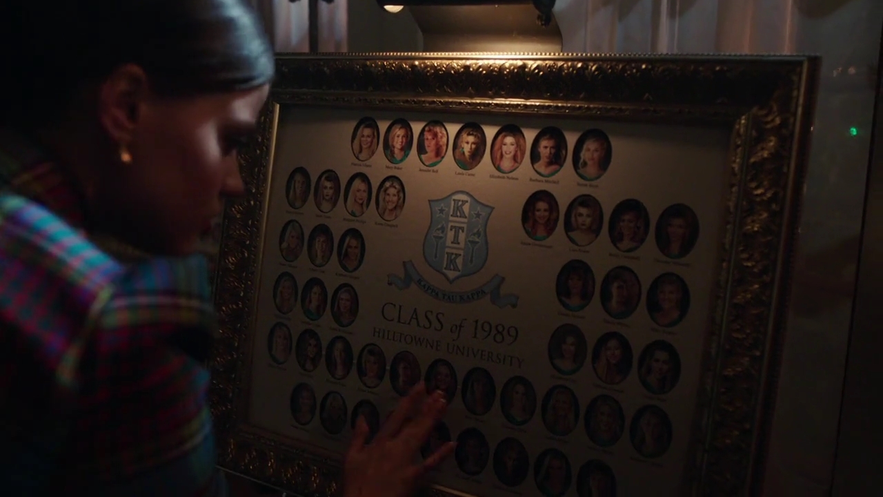 Charmed-Online-dot-nl_Charmed-1x06KappaSpirit01272.jpg