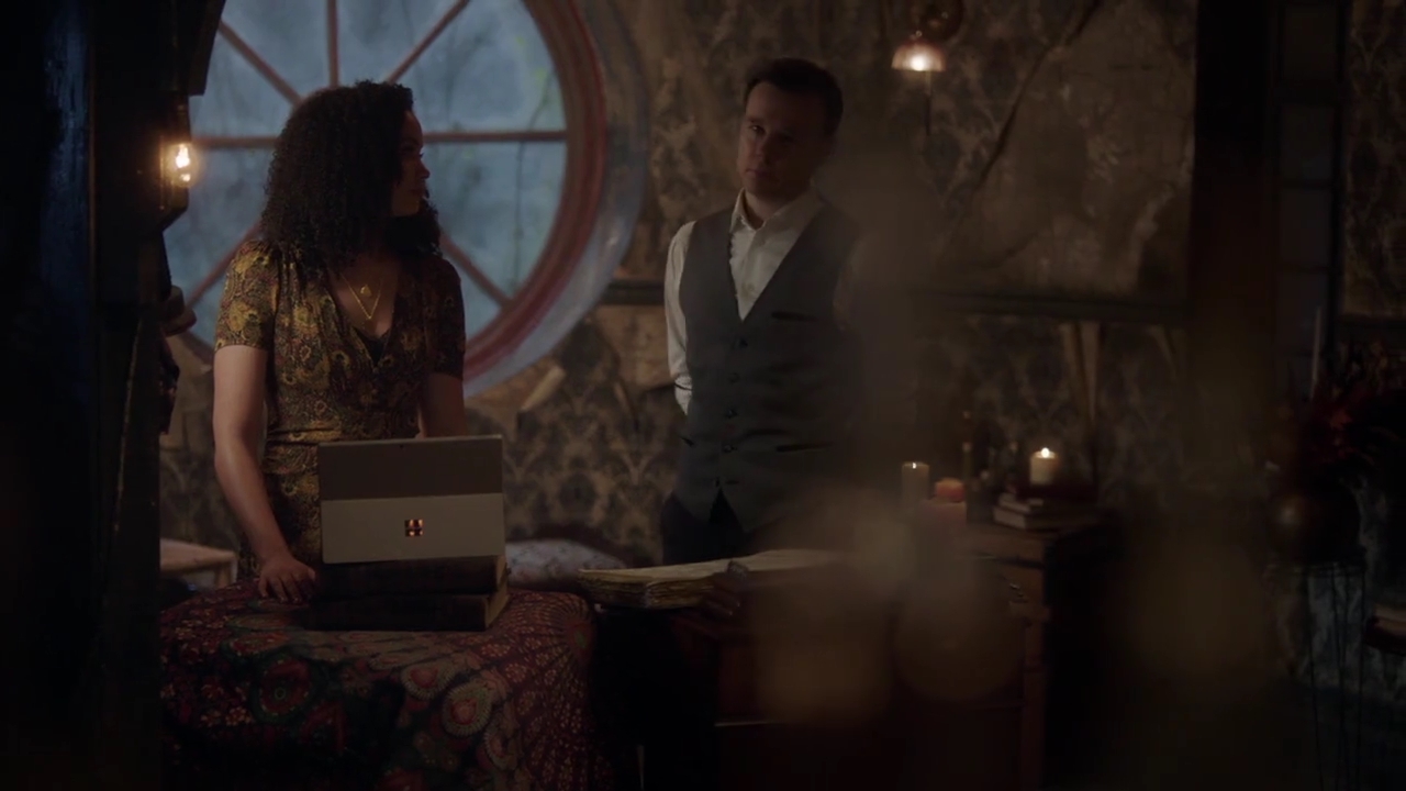 Charmed-Online-dot-nl_Charmed-1x06KappaSpirit01331.jpg
